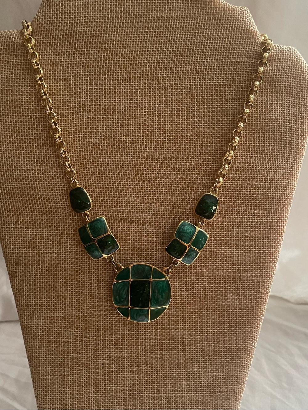 4 necklace - Picture 4 of 8